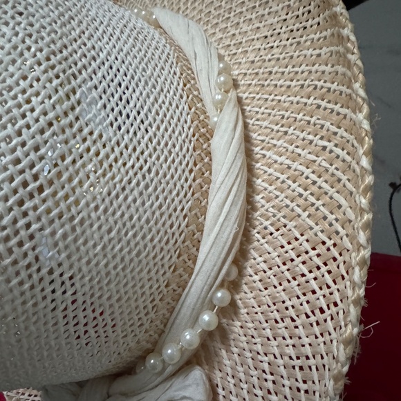 Very Cute & Fashionable White Straw Hat with Back Bow and Invitation Pearls.